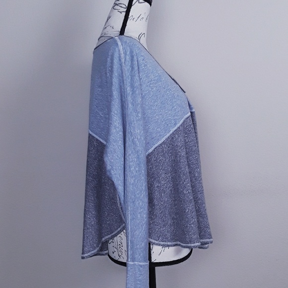 N.W.T. FREE PEOPLE WATERFALL TOP - Picture 3 of 7